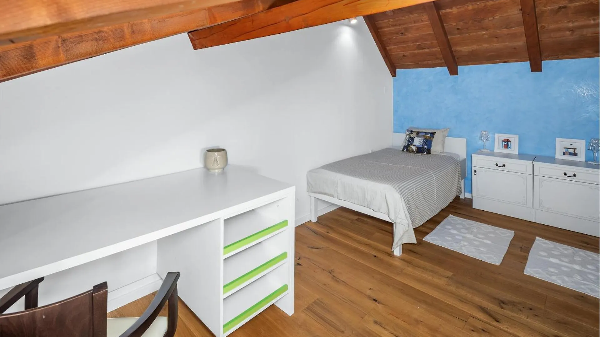 2 Bedroom Awesome Home In Valbandon Štinjan 0*,  Croatie